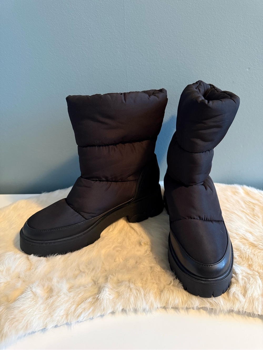 Coach Rya Boot - Picture 2 of 10